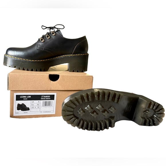 NWT Dr Martens Leona Low Women’s Boot Vintage Smooth Leather